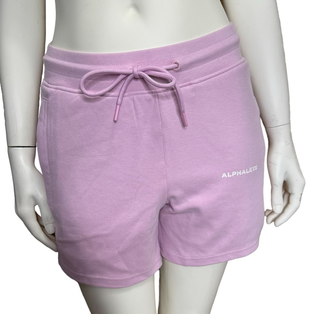 ALPHALETE Light Purple Pink Activewear Shorts NEW Medium